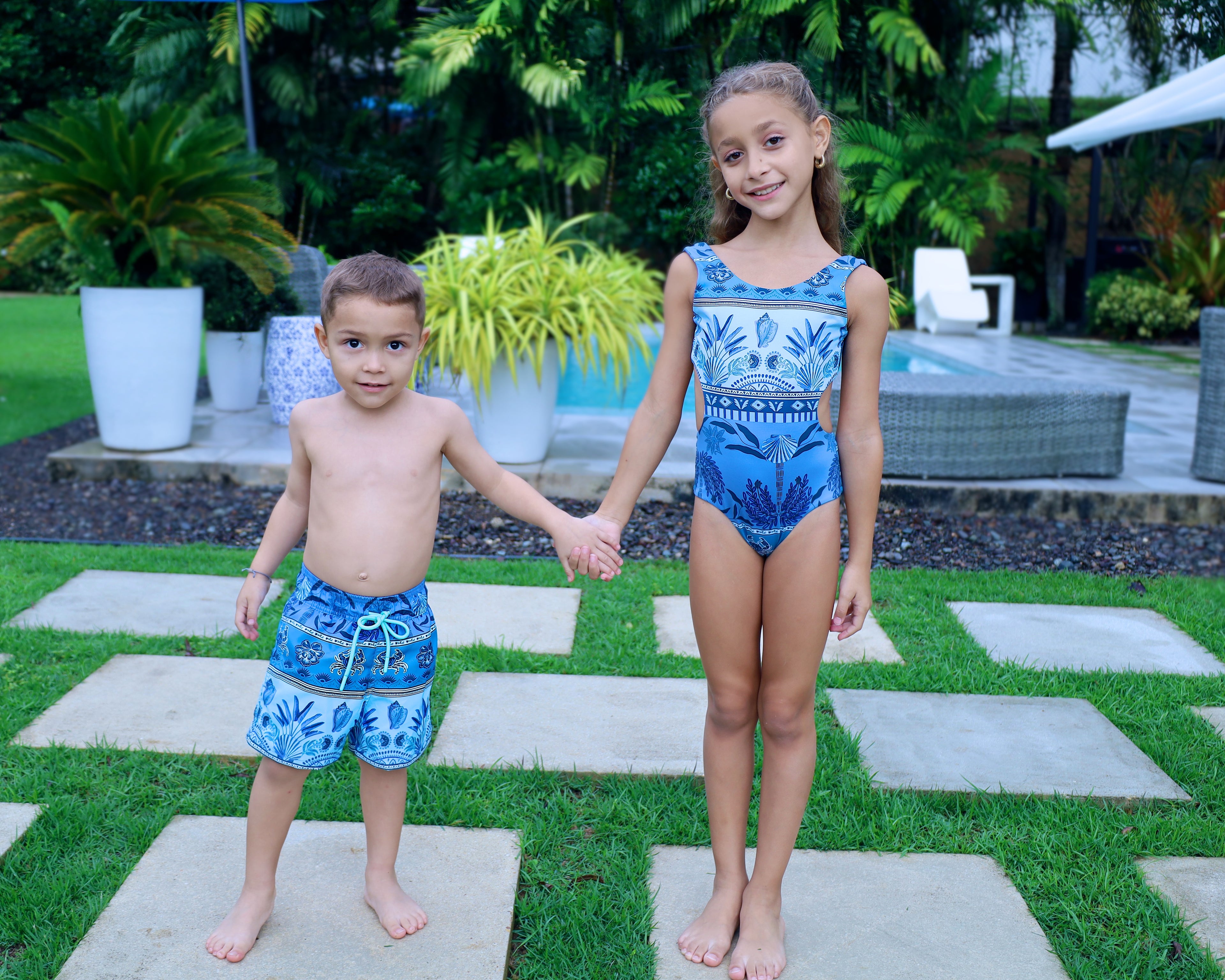 Boy´s tropical sky swim trunks